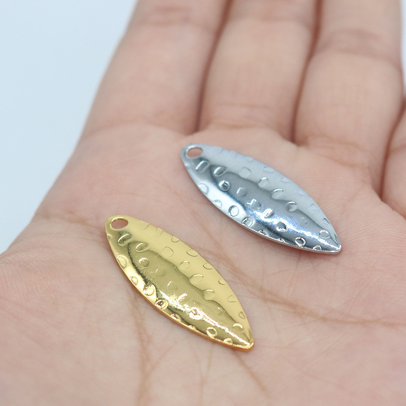 Lure Stainless Steel Live Bait Noise Tablet Sequin DIY Accessories 100 Pieces – Spoon & Spinner – view 4
